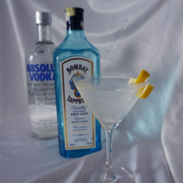 Lillet Blanc Martini, Classic martini with Lillet Blanc and gin